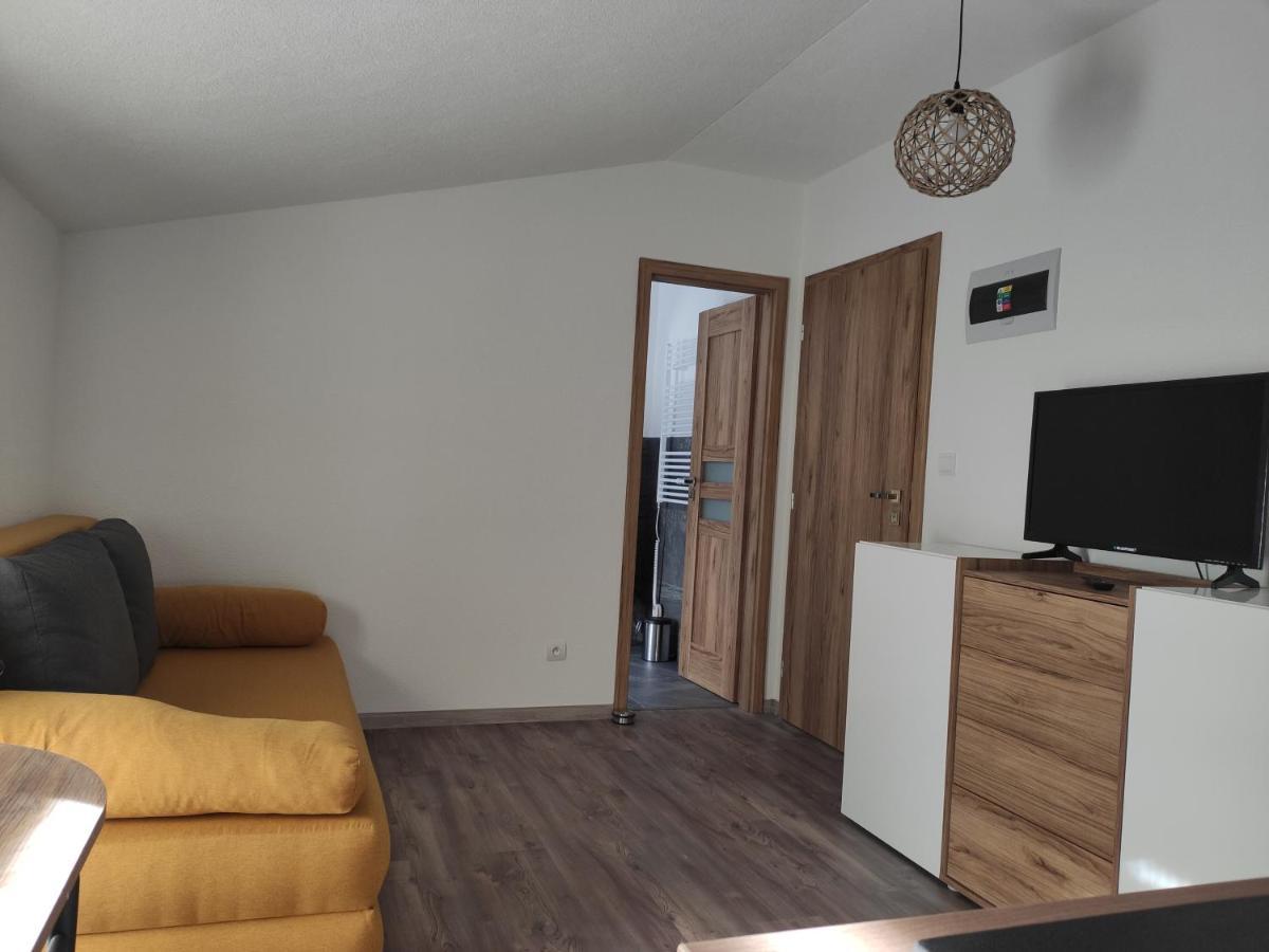 Apartmany Pri Jaskyni - Bystrá Екстериор снимка