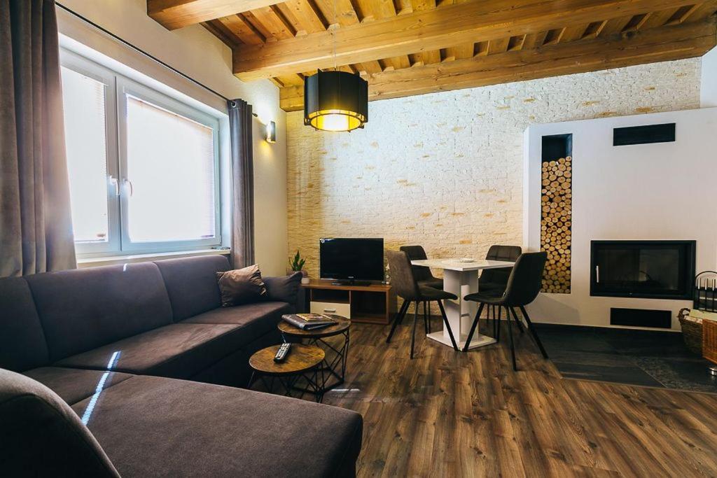 Apartmany Pri Jaskyni - Bystrá Екстериор снимка