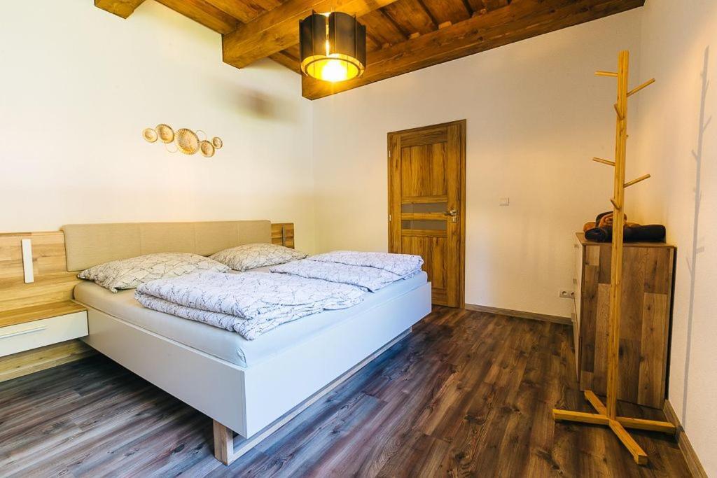 Apartmany Pri Jaskyni - Bystrá Екстериор снимка