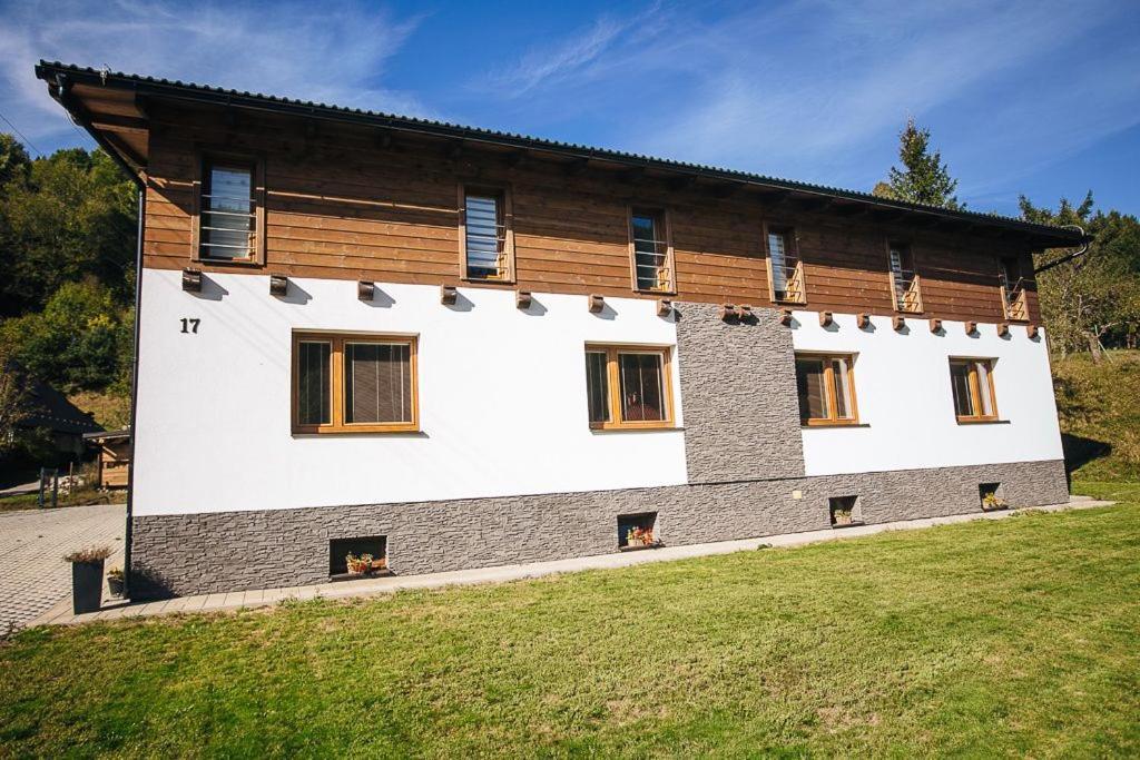 Apartmany Pri Jaskyni - Bystrá Екстериор снимка